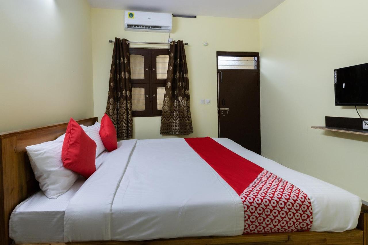 Oyo Kalpataru Lodge Hunsur Extérieur photo