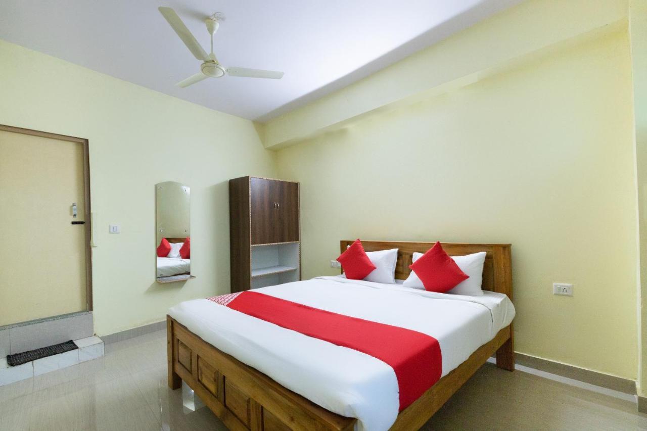 Oyo Kalpataru Lodge Hunsur Extérieur photo